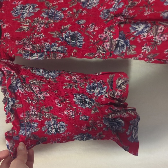 American Eagle Outfitters red blue floral romper - Picture 2 of 9